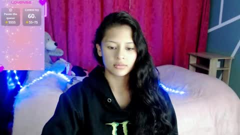 Snapshot of ashly_little2 chatting on March 4, 7:11 pm Ashly online show from March 4, 7:11 pm
