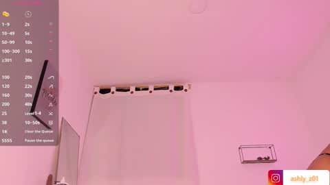 Snapshot of ashly_z chatting on September 9, 12:05 pm Ashly online show from September 9, 12:05 pm