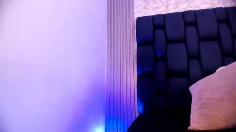 ashlybenison online show from December 9, 4:34 am