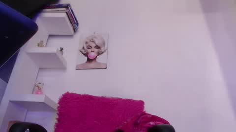 Snapshot of ashlyvesneva chatting on February 7, 11:03 pm Ashly online show from February 7, 11:03 pm