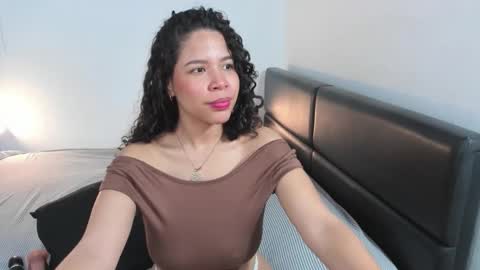 ashlyviper77 online show from March 19, 3:05 pm