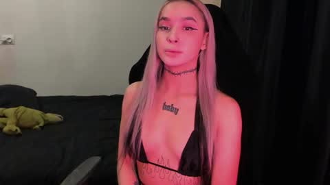 Mila online show from February 16, 5:07 am