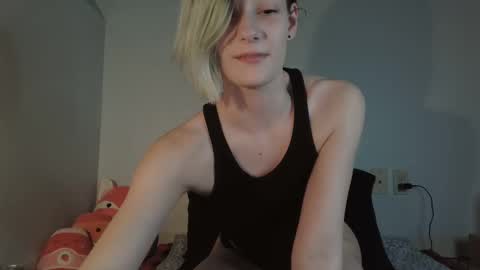 Ash online show from February 15, 11:05 pm