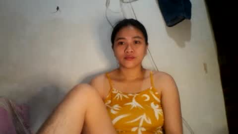 Snapshot of asian_hornypussy chatting on December 13, 1:37 am asian_hornypussy online show from December 13, 1:37 am