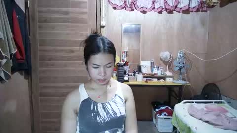 Snapshot of asian_llory chatting on September 12, 2:23 am asian_llory online show from September 12, 2:23 am