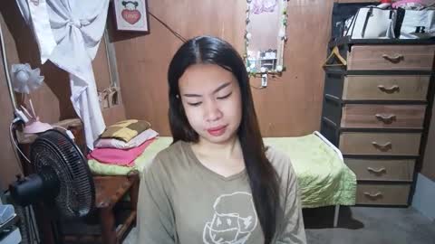 Snapshot of asian_llory chatting on October 12, 10:23 pm asian_llory online show from October 12, 10:23 pm