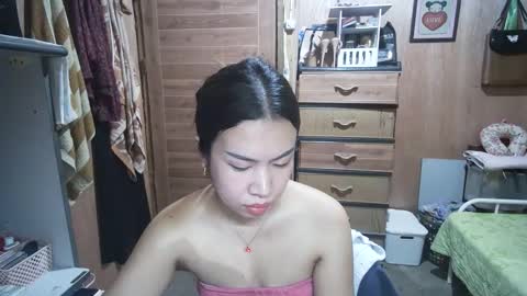 Snapshot of asian_llory chatting on November 1, 5:33 am asian_llory online show from November 1, 5:33 am