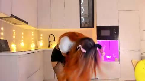 asian_loverpop online show from August 3, 4:05 am