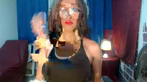 Snapshot of asian_petit19 chatting on January 26, 3:59 am Lovely online show from January 26, 3:59 am