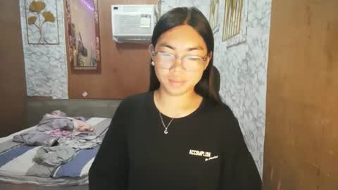 Snapshot of asian_rhean chatting on October 15, 10:34 pm Rhean online show from October 15, 10:34 pm