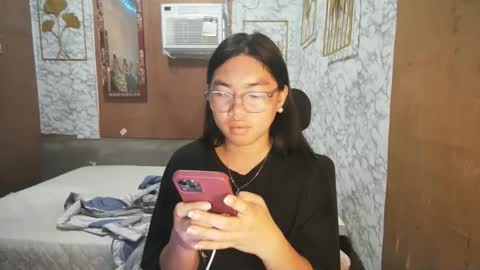 Snapshot of asian_rhean chatting on October 5, 11:10 pm Rhean online show from October 5, 11:10 pm