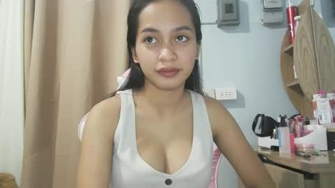 asian_trish online show from October 17, 12:19 pm