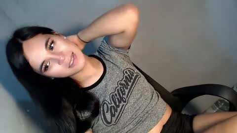 Ayesha online show from October 3, 6:24 pm