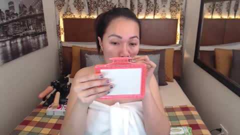 Snapshot of asianhotjasmin chatting on September 27, 1:07 pm asianhotjasmin online show from September 27, 1:07 pm