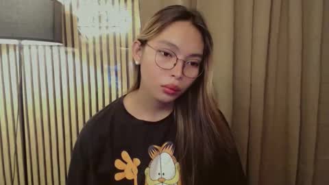 Snapshot of asianhottiesttamira chatting on October 28, 7:25 am HI IM TAMIRA LOOKING FOR SERIOUS RELATIONSHIP online show from October 28, 7:25 am