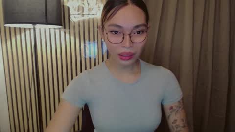 Snapshot of asianhottiesttamira chatting on October 23, 5:24 am HI IM TAMIRA LOOKING FOR SERIOUS RELATIONSHIP online show from October 23, 5:24 am