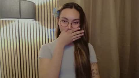 Snapshot of asianhottiesttamira chatting on October 13, 7:00 am HI IM TAMIRA LOOKING FOR SERIOUS RELATIONSHIP online show from October 13, 7:00 am