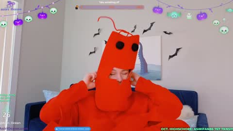 Snapshot of asiri_ocean chatting on October 14, 6:21 pm Asiri   pronounced Ah-siri Please no nicknames   3 online show from October 14, 6:21 pm