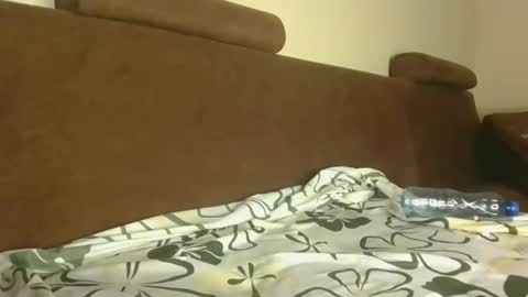 Snapshot of asscluupper chatting on October 19, 10:56 pm asscluupper online show from October 19, 10:56 pm