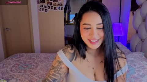 Snapshot of asshley__ chatting on October 7, 7:07 pm Ashley online show from October 7, 7:07 pm