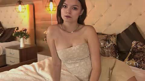 Snapshot of asterquinn chatting on September 10, 3:56 pm Aster Quinn online show from September 10, 3:56 pm