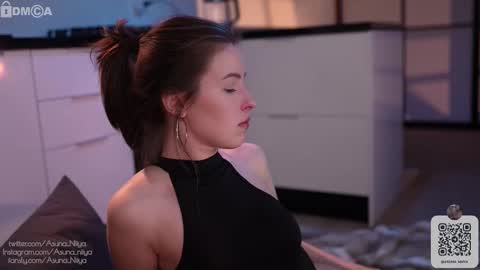 Asuna Niiya - online show from February 16, 5:13 pm