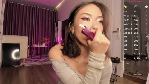 Snapshot of asuno_ chatting on September 18, 2:15 pm Follow my TG Channel for 3 tokens only online show from September 18, 2:15 pm