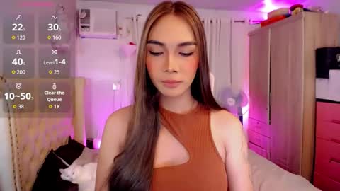 Sam online show from April 20, 6:22 pm