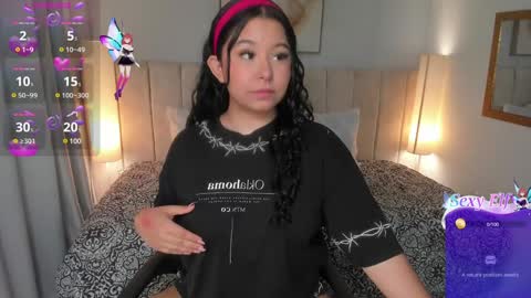 Snapshot of atena_cuteee chatting on December 27, 2:14 am sofia online show from December 27, 2:14 am