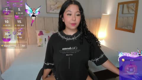 Snapshot of atena_cuteee chatting on December 13, 3:05 am sofia online show from December 13, 3:05 am