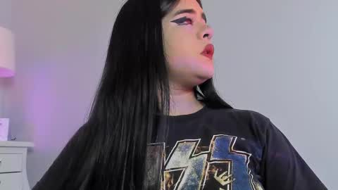 Athena online show from December 1, 7:05 pm