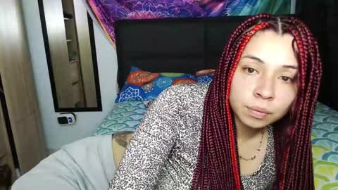 Snapshot of atena_messy chatting on September 24, 3:05 am atena messy online show from September 24, 3:05 am