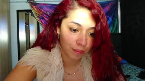 Snapshot of atena_messy chatting on October 4, 10:47 pm atena messy online show from October 4, 10:47 pm