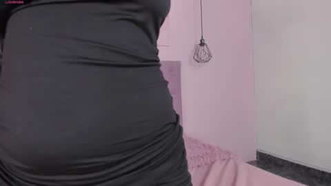 Snapshot of atenajb chatting on October 25, 5:04 am ATENA online show from October 25, 5:04 am