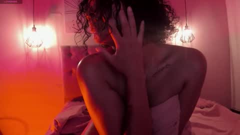 Snapshot of atenajb chatting on October 13, 7:00 am ATENA online show from October 13, 7:00 am