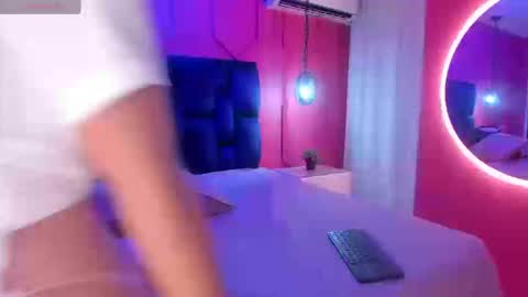 Snapshot of atenea_cute21 chatting on September 23, 3:48 am Athenea online show from September 23, 3:48 am