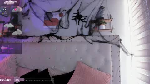 Snapshot of atenea_klett_ chatting on November 1, 5:06 pm ATENEA online show from November 1, 5:06 pm