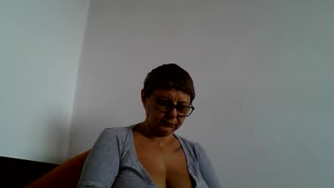 atikaarea online show from October 24, 9:16 am