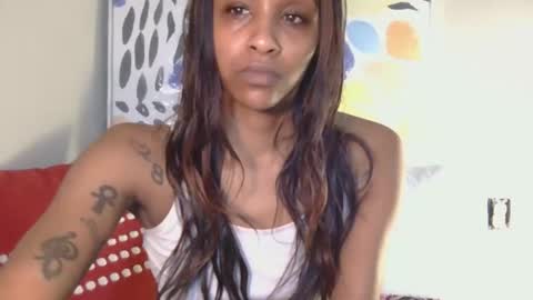 AtirahCali online show from December 22, 1:47 pm