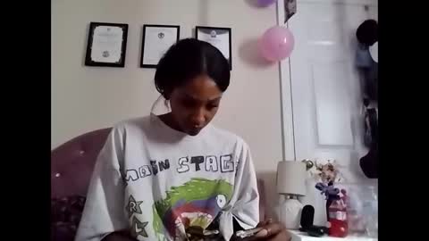 Snapshot of atirahcali chatting on October 21, 2:54 pm AtirahCali online show from October 21, 2:54 pm