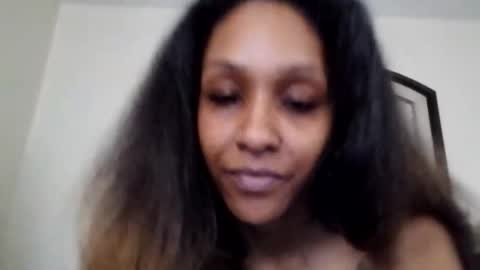 Snapshot of atirahcali chatting on October 16, 3:36 pm AtirahCali online show from October 16, 3:36 pm