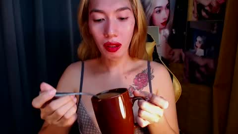 Miss awra online show from February 5, 3:55 am