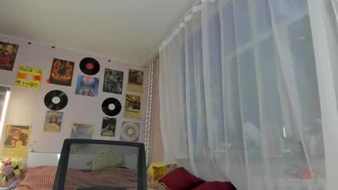 Snapshot of aurora__cute chatting on March 8, 8:35 pm Auroraa Cute online show from March 8, 8:35 pm