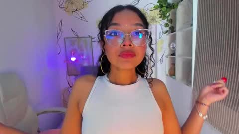 aurora_blis online show from October 9, 1:15 pm