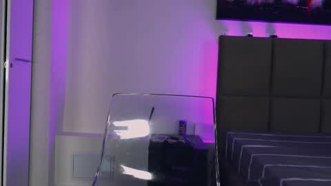 Aurora online show from March 18, 4:45 pm