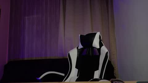 Snapshot of aurora_collins08 chatting on October 15, 5:26 pm aurora_collins08 online show from October 15, 5:26 pm