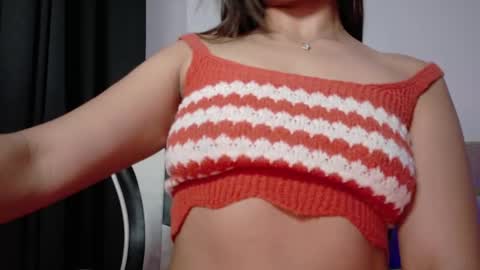 aurora_collins08 online show from May 13, 4:24 pm