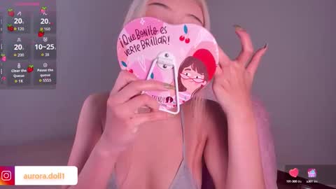 Snapshot of aurora_doll1 chatting on September 27, 12:40 am A U R O R A   online show from September 27, 12:40 am