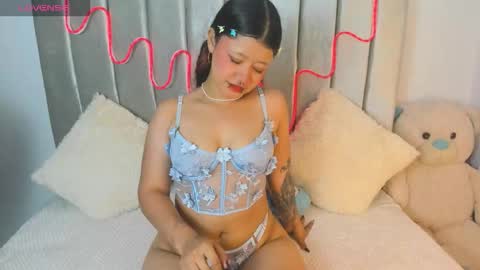 A U R O R A online show from December 23, 6:06 am