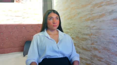 Snapshot of aurora_jones1 chatting on September 25, 3:49 am Aurora online show from September 25, 3:49 am